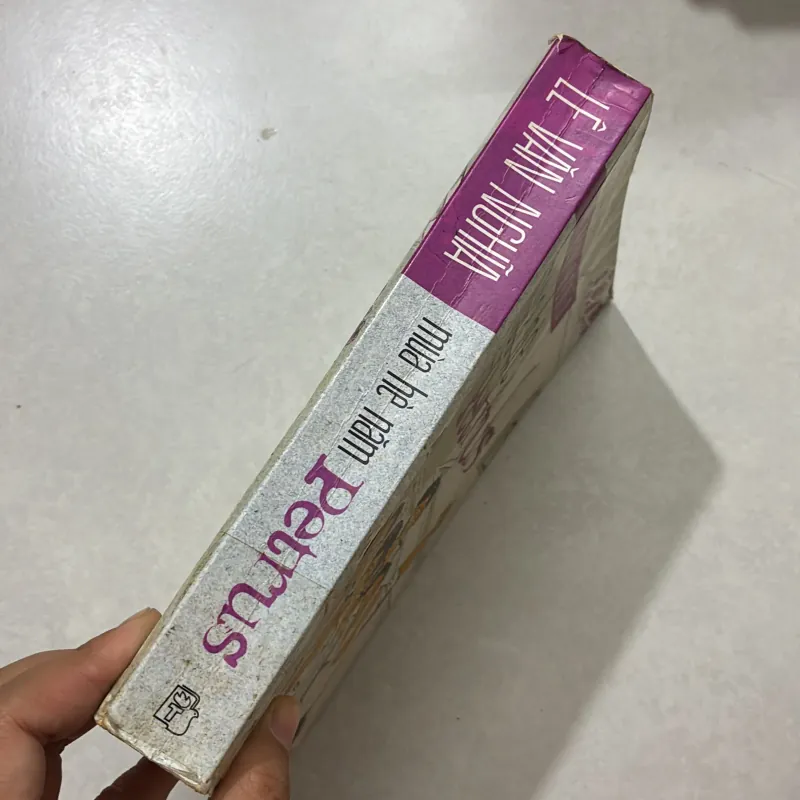 Mùa hè năm Petrus - Lê Văn Nghĩa (t01) 750935