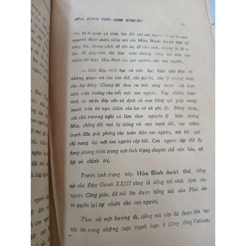 HÒA BÌNH CHO CON NGƯỜI - TRƯƠNG BÁ CẦN, TRƯƠNG ĐÌNH HÒE, NGUYỄN HỒ ĐỈNH 738325