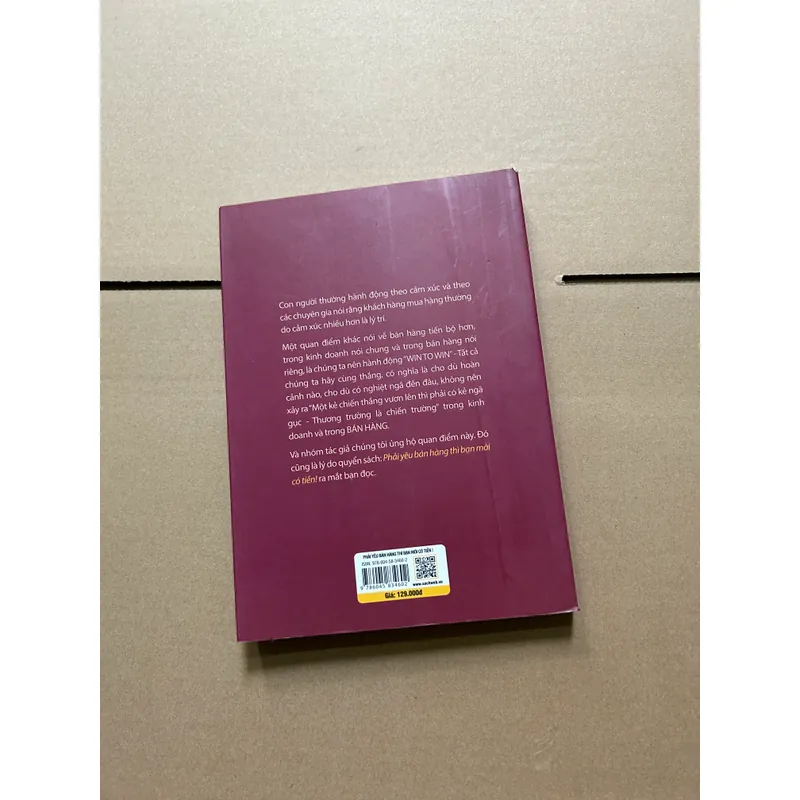 Phải yêu bán hàng thì bạn mới có tiền! 731898