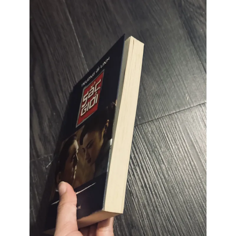 Sắc giới - Trương Ái Linh 598703