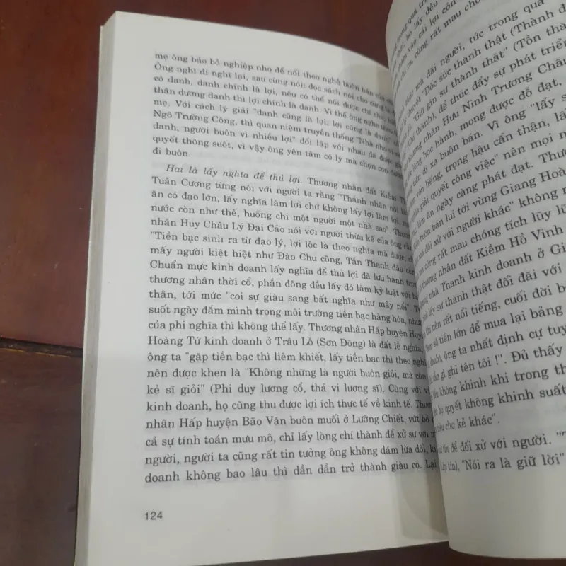 THƯƠNG NHÂN TRUNG HOA, họ là ai? (Cao Tự Thanh biên dịch) 1029791