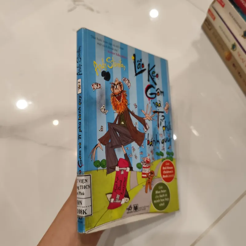 Lão kẹo gôm và tỉ phú bánh quy 597016