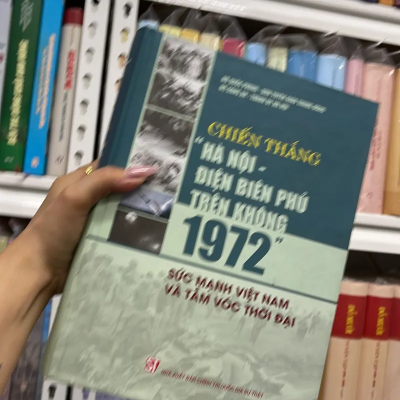 Chiến Thắng “Hà Nội -Điện Biên Phủ Trên Không”1972 996501