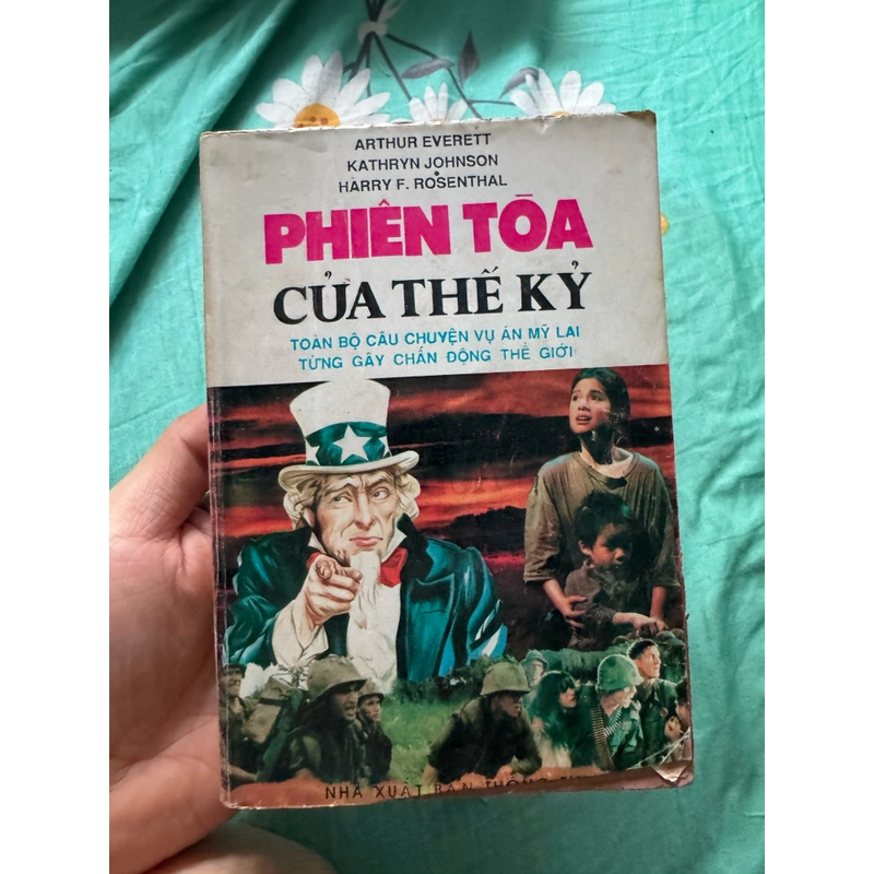 Sách Phiên toà thế kỷ vụ thảm sát mỹ lai 334918