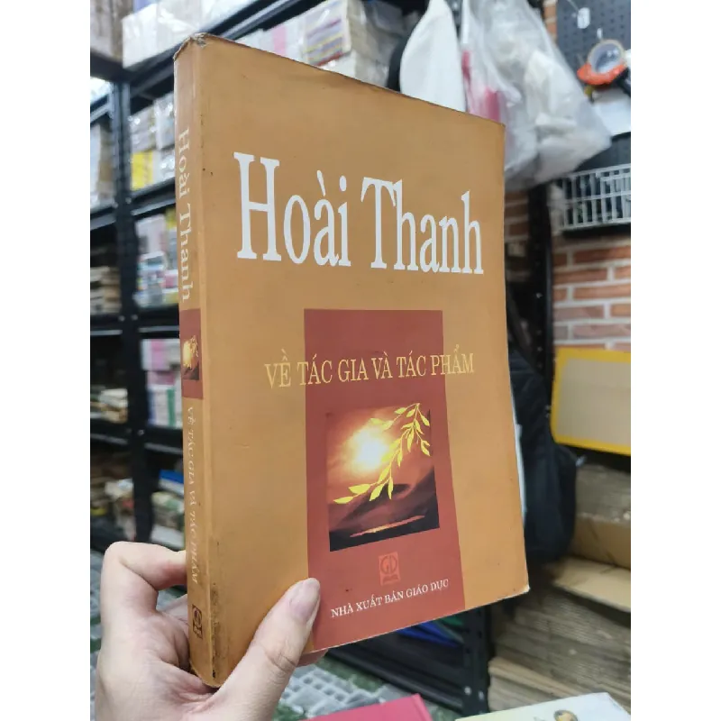 Hoài Thanh về tác gia tác phẩm 147139