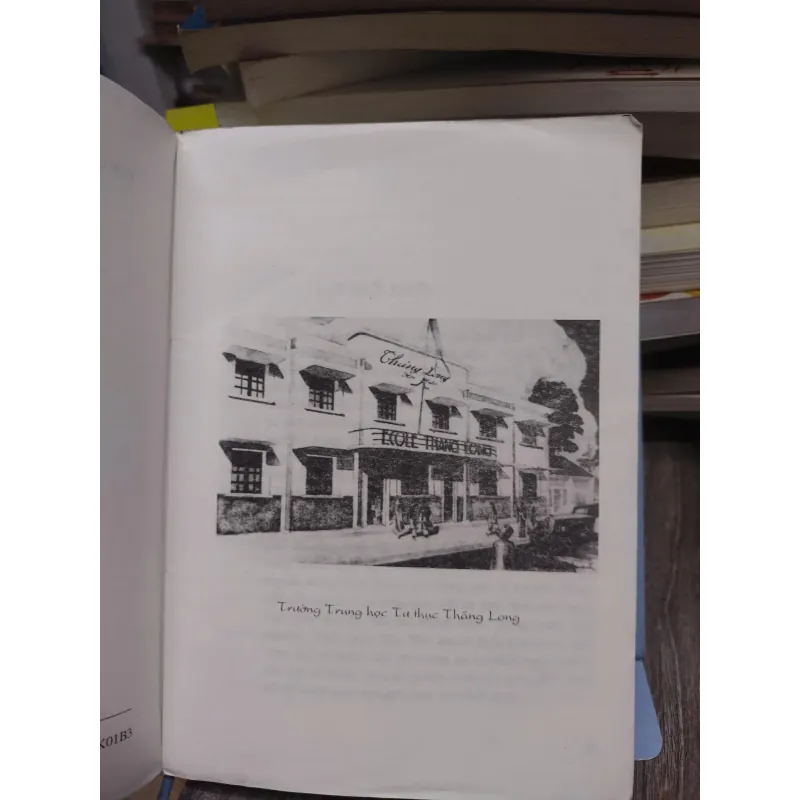 Sách: Trường Trung học tư thục Thăng Long (A3) Tác giả: Nhiều tác giả 696487