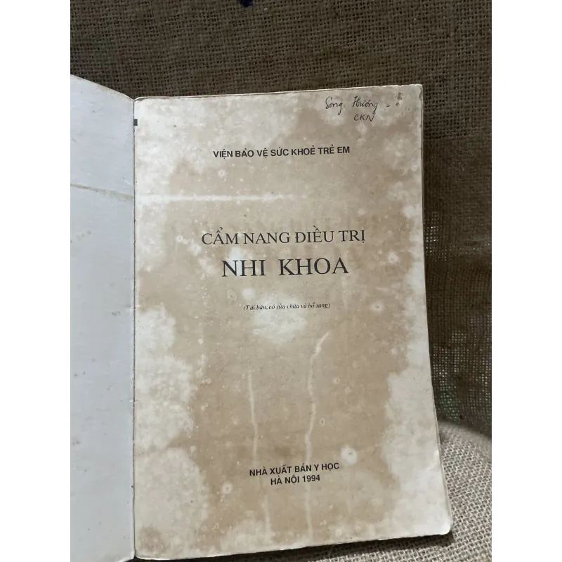 Cẩm nang điều trị nhi khoa- hơn 500 trang  799780