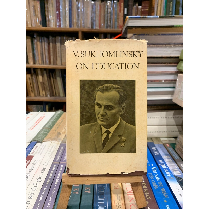 ON EDUCATION - V.Sukhomlinsky 270631