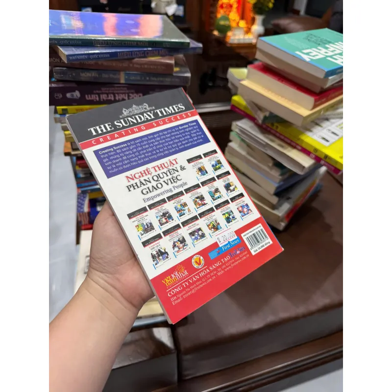 NGHỆ THUẬT PHÂN QUYỀN & GIAO VIỆC – The Sunday Times- K2 1000127