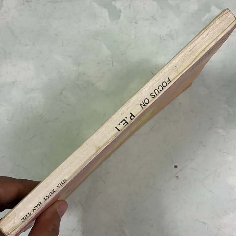 Tài liệu luyện thi chứng chỉ Cambridge PET 990760