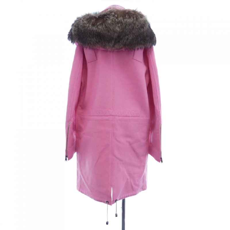 Áo khoác FENDI 637725