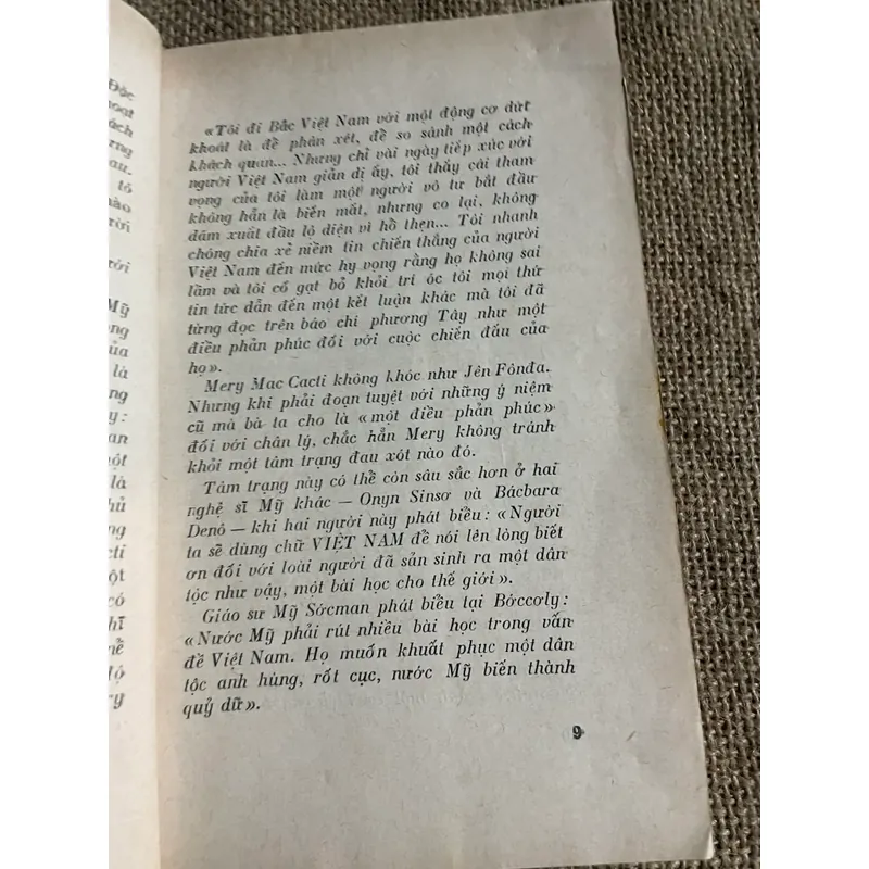 Tiếng nói của lương tri và trái tim - thơ thế giới về Việt Nam  600020