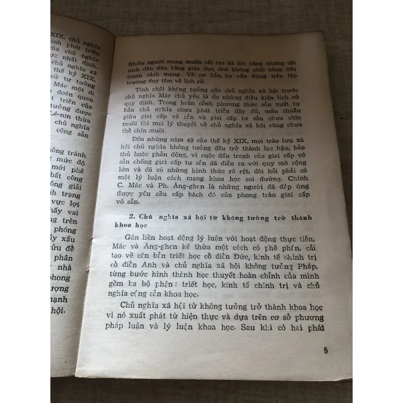 Chủ nghĩa Cộng Sản Khoa Học 1010742