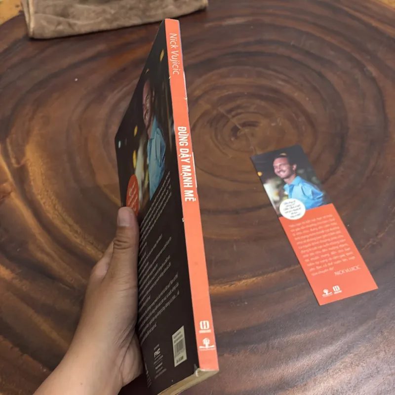 II Sách Kỹ Năng: Đứng Dậy Mạnh Mẽ (Stand Strong) - Nick Vujicic - 2014 1007015