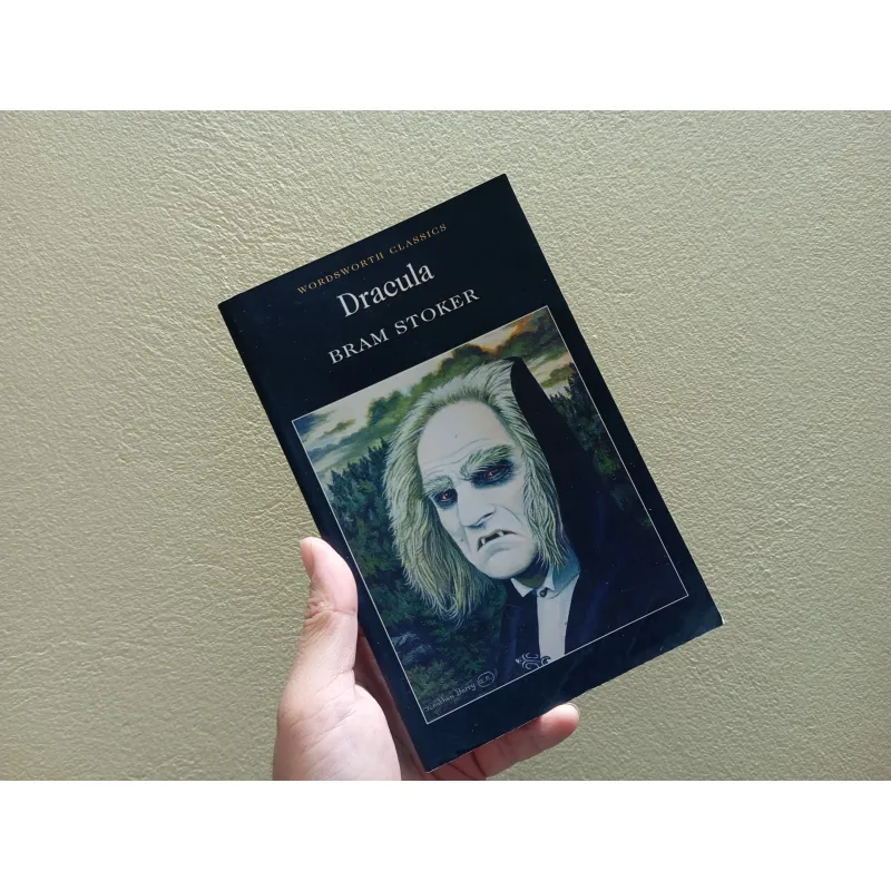 Dracula bram stocker , sách ngoại văn tiếng Anh english book  757962