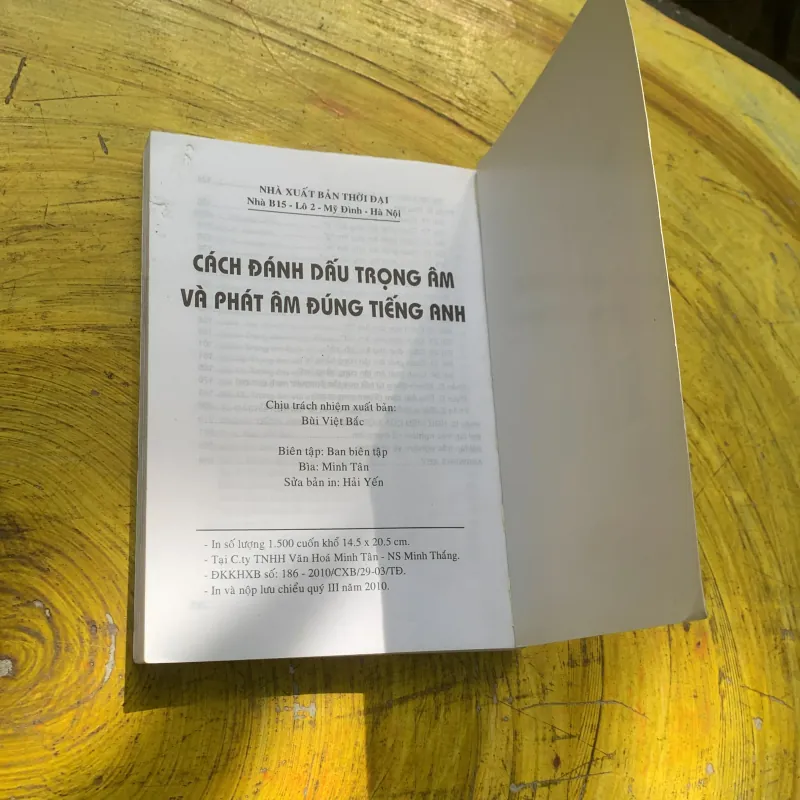 COMBO ENGLISH GRAMMAR IN USE - CÁCH ĐÁNH DẤU TRỌNG ÂM VÀ PHÁT ÂM ĐÚNG TIẾNG ANH-136 đề mục 752634