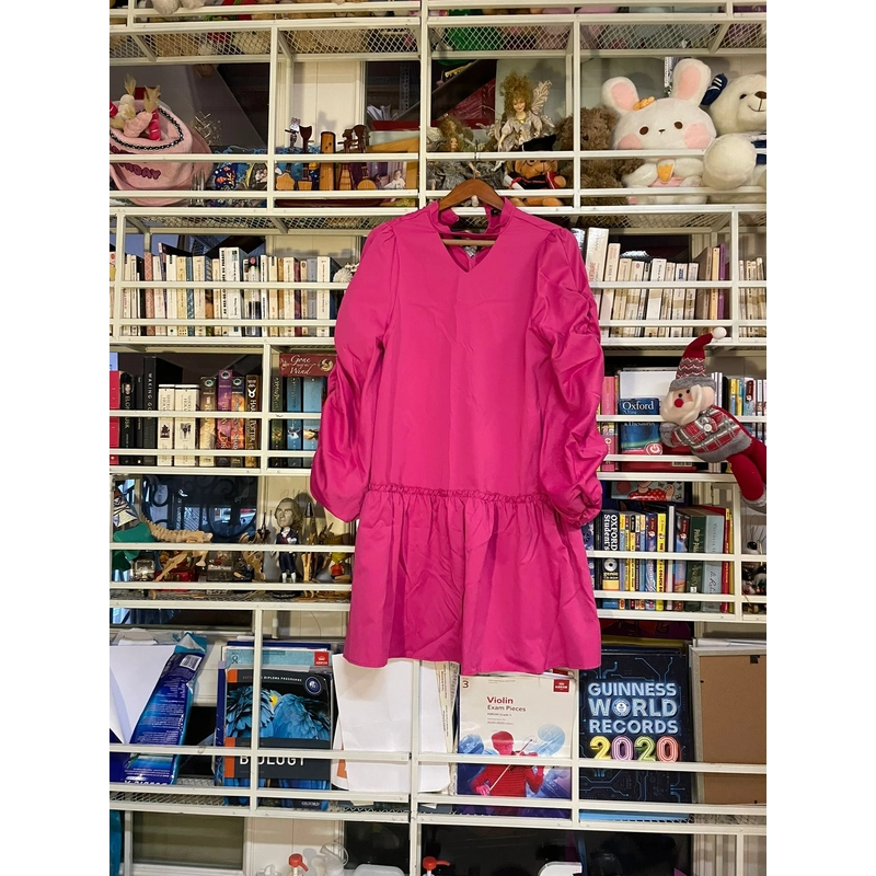 Đầm hồng midi, áo tay dài bồng, Size L 523156