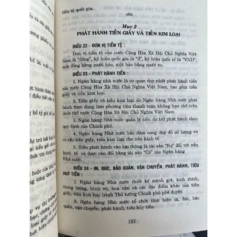 Vay vốn ngân hàng từ lý thuyết đến thực tiễn - nhiều tác giả 751346