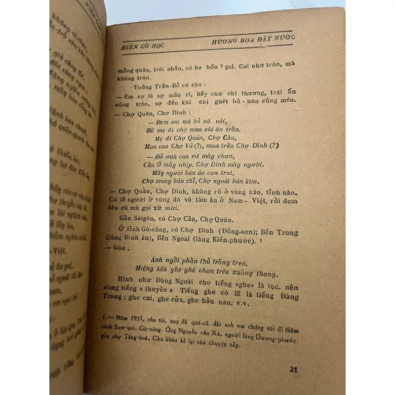 Hương hoa đất nước – Trọng Toàn (trọn bộ 2 tập - nhà xuất bản BỐN PHƯƠNG 1956) 991659