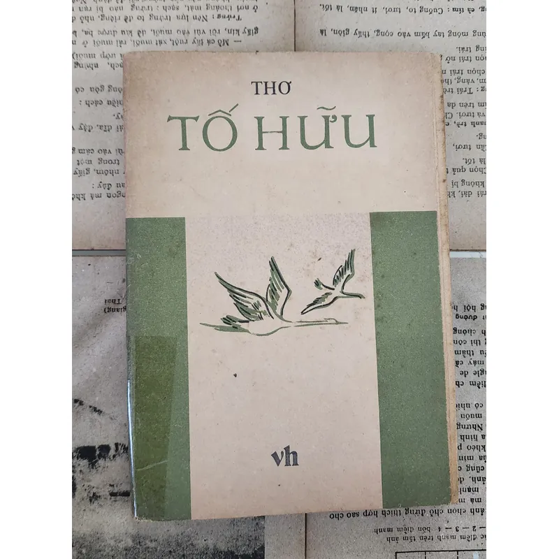 Tủ sách văn học mọi nhà, tuyển thơ Tố Hữu 708040