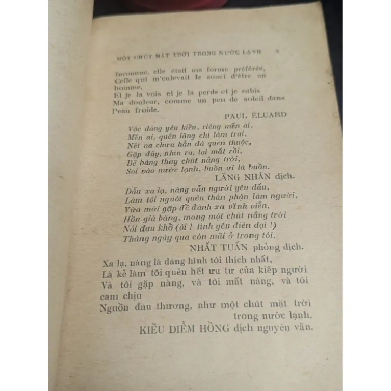 Một chút mặt trời trong nước lạnh - Francoise Sagan 697159