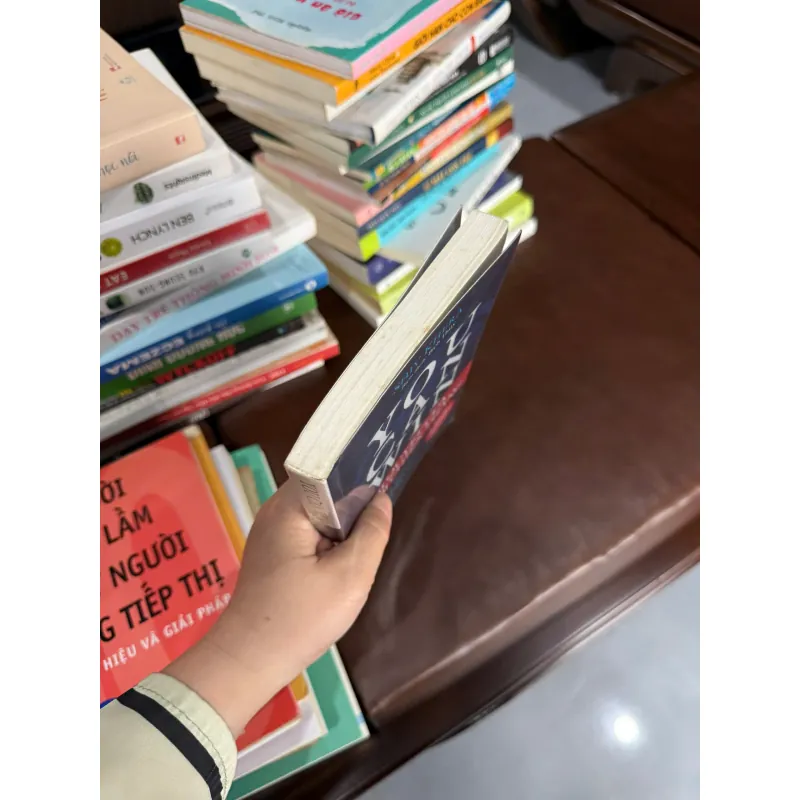 YOU CAN WIN – BÍ QUYẾT CỦA NGƯỜI CHIẾN THẮNG | SHIV KHERA- K4 1023156