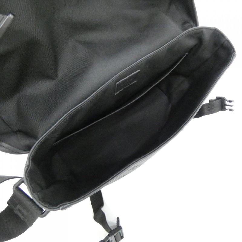 Túi đeo chéo Louis Vuitton Monogram Shadow Voyage PM M25121 - Hàng hiệu Chính hãng 802307