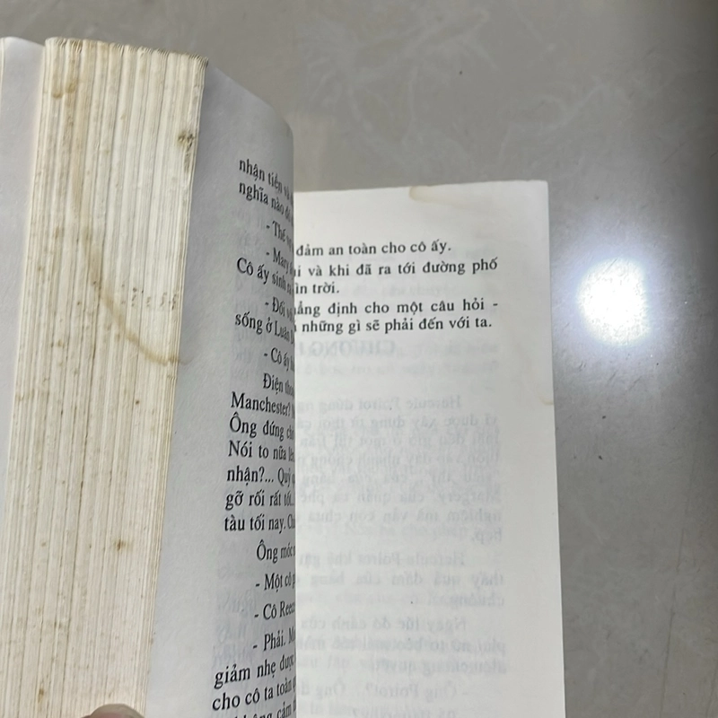 Người con gái thứ ba - Agatha Christie 525063