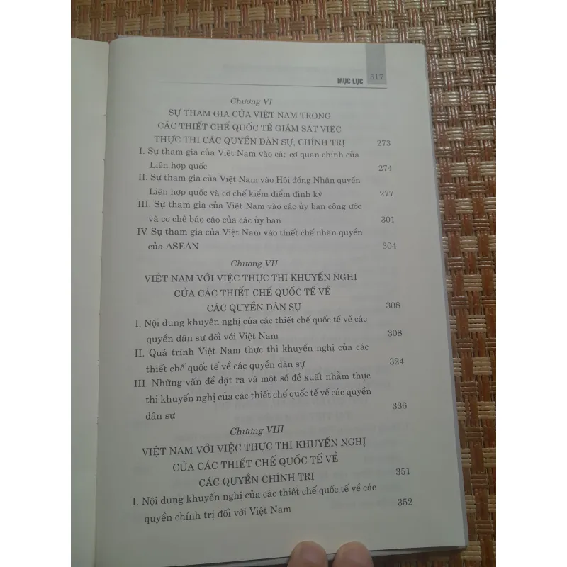 VỀ CÁC QUYỀN DÂN SỰ CHÍNH TRỊ... 932683