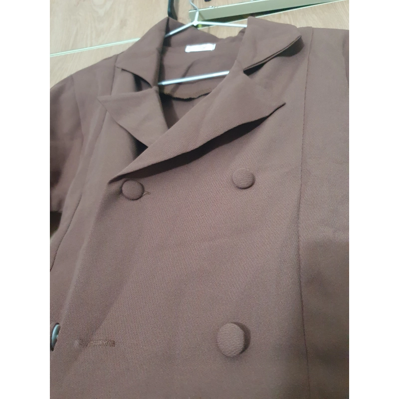 Áo vest croptop màu nâu tây 546510