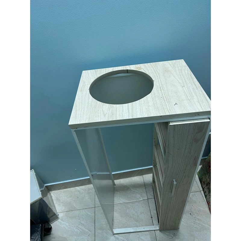 Kệ gỗ đựng máy nước uống nóng lạnh 505717