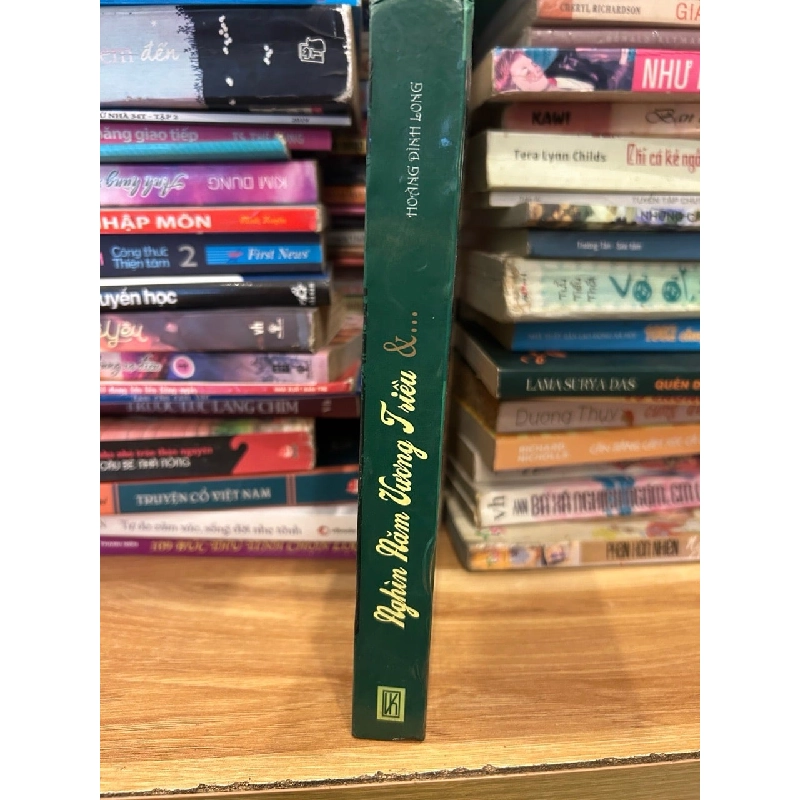 Nghìn năm Vương Triều &… - Hoàng Đình Long 786159