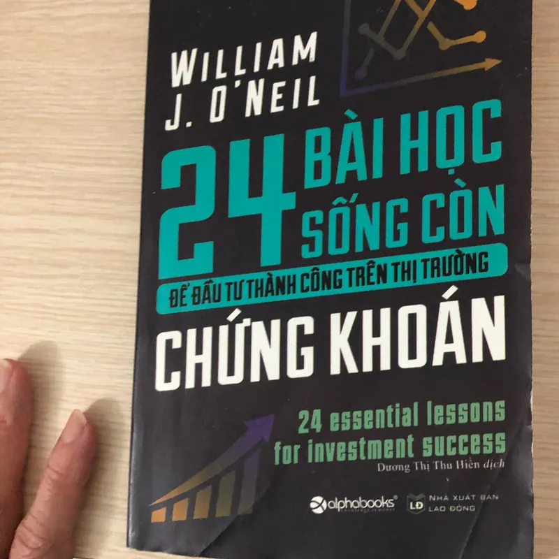 Sách chứng khoán  562270