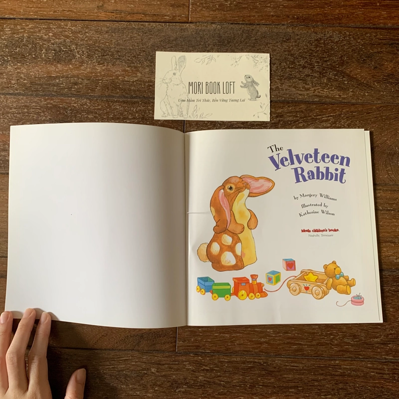 Sách tranh tiếng anh The Velveteen Rabbit, Used, tình trạng mới 478677