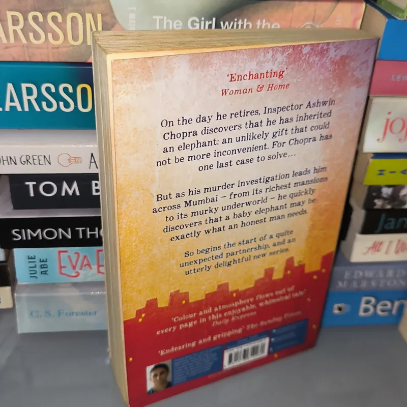 Ngoại văn cũ giá rẻ Inspector Chopra 932835