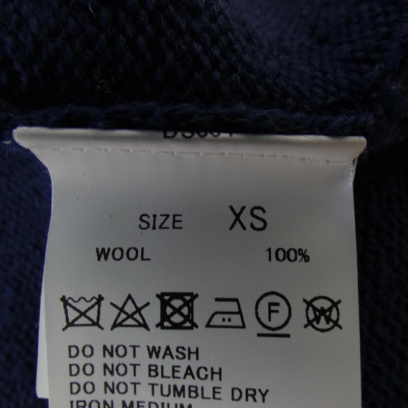 Thương hiệu TOMORROW LAND - Áo len - Hàng hiệu Authentic 890137