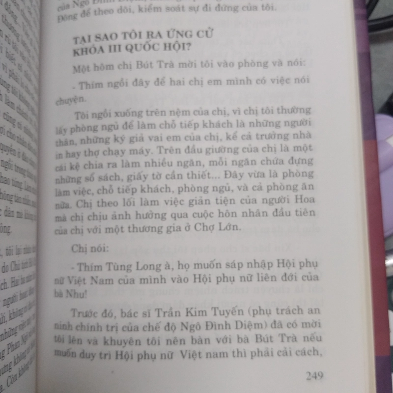 Hồi Ký Bà Tùng Long 502711