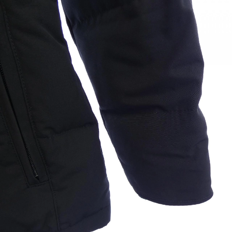 【Khuyến mãi】Áo khoác lông Canada Goose 636021