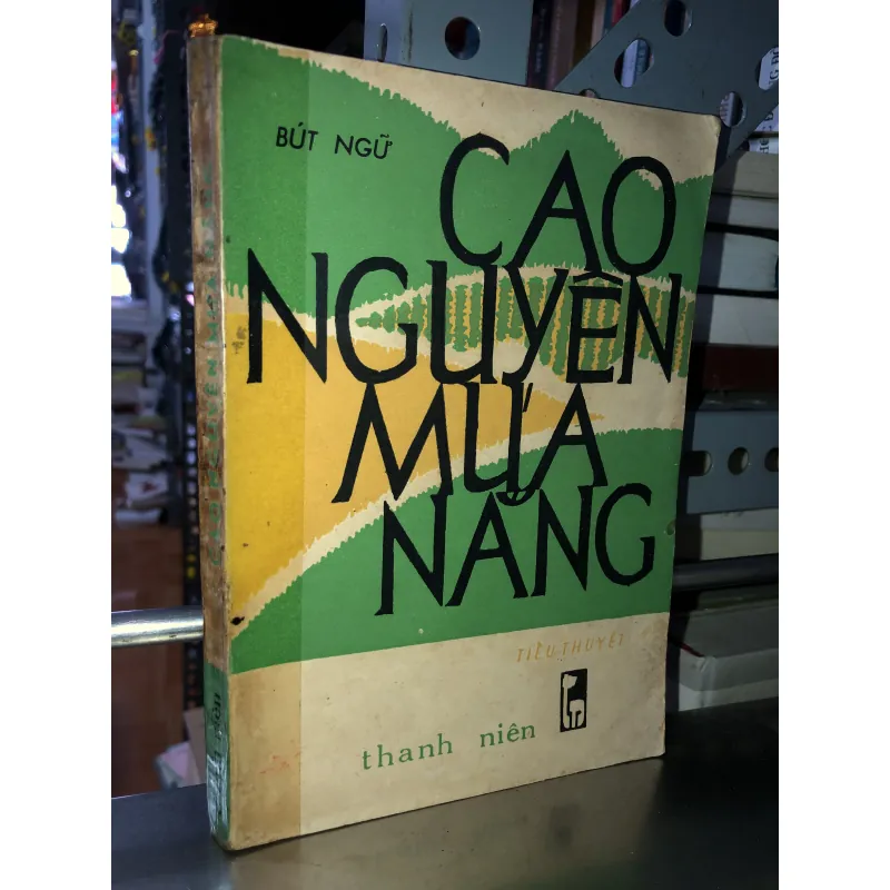 Cao nguyên mưa nắng - Bút Ngữ 797846