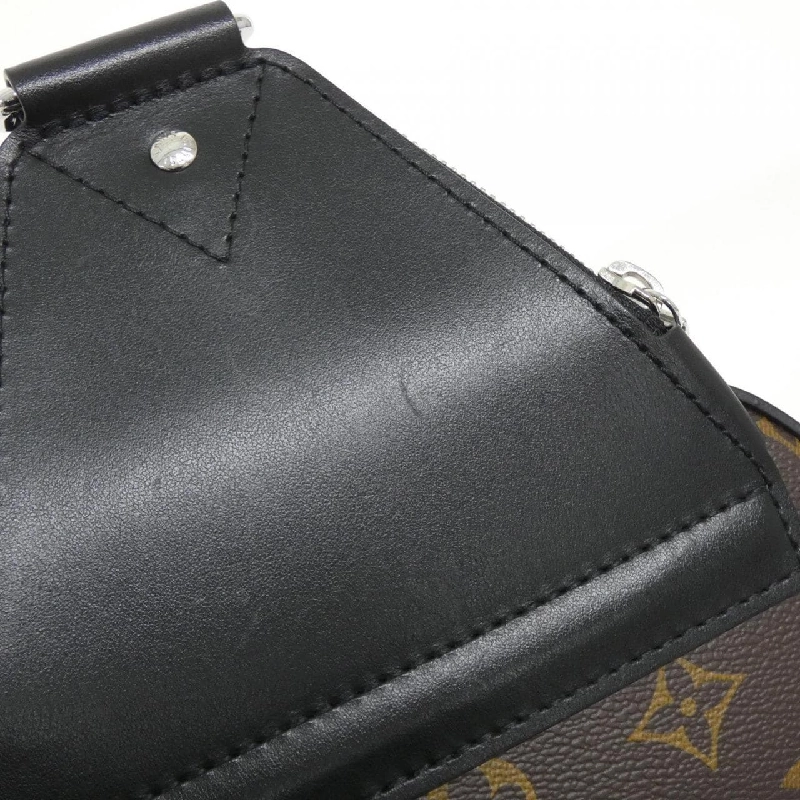 Túi đeo chéo Louis Vuitton Monogram Macassar Avenue M46327 613236