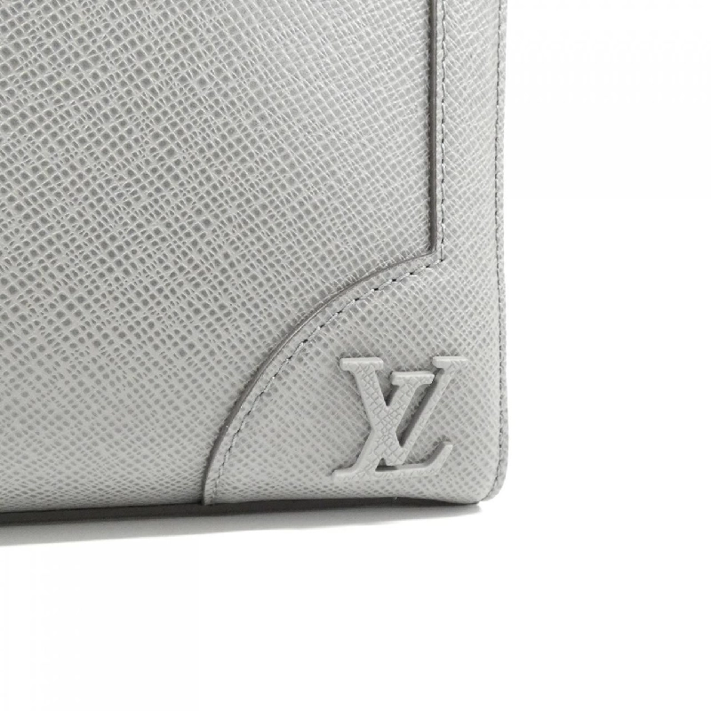 Túi xách Louis Vuitton Taiga Slim Briefcase M30856 619248