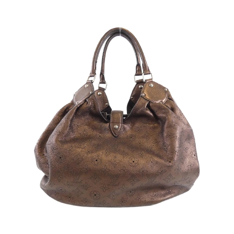 Túi xách vai Louis Vuitton Mahina XL M95714 611931