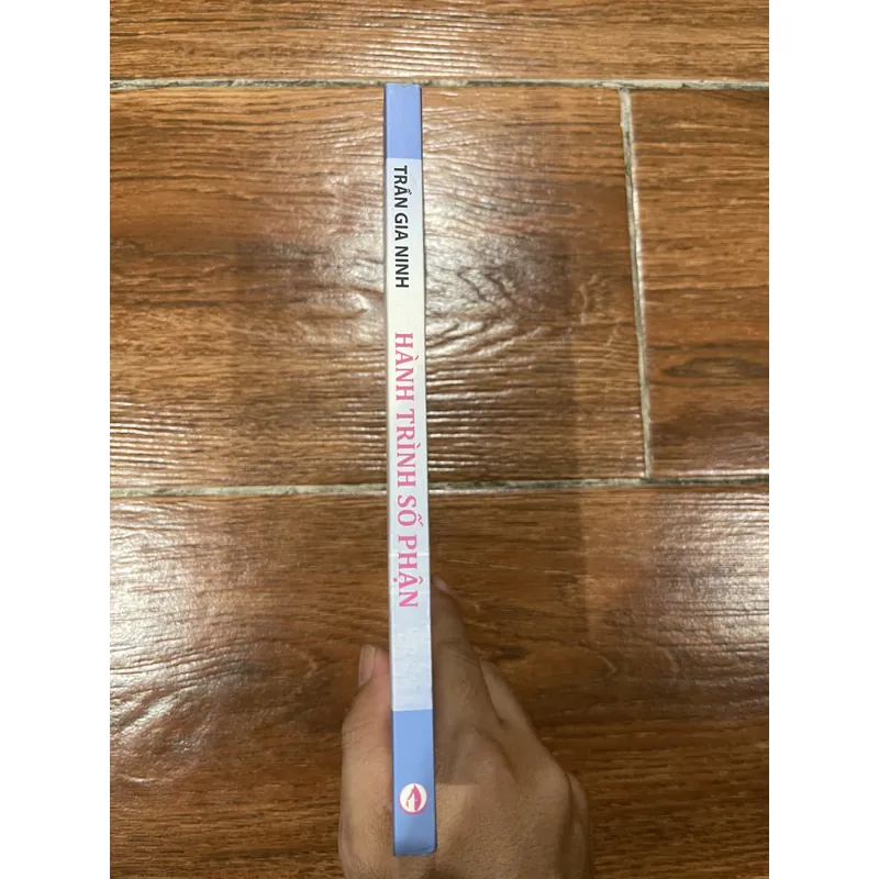Hành trình số phận - Trần Gia Ninh  (8) 591435