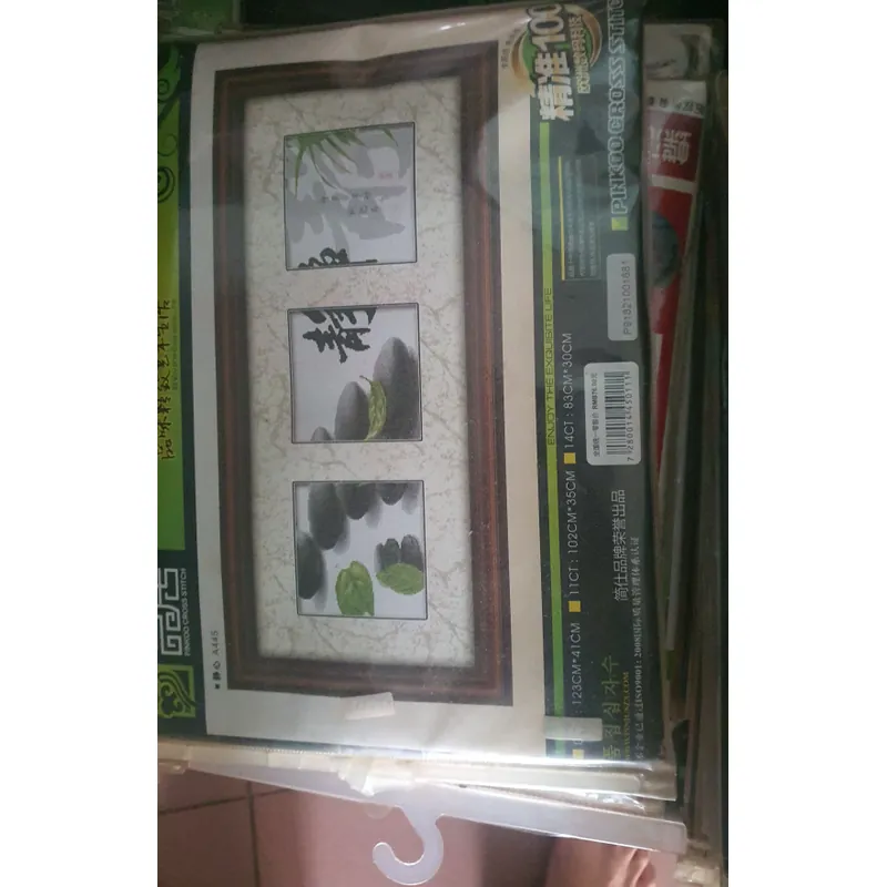 Tranh Thêu chữ thập 715151