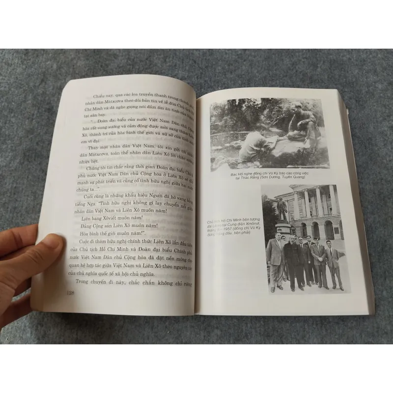 THƯ KÝ BÁC HỒ KỂ CHUYỆN - VŨ KỲ 700990