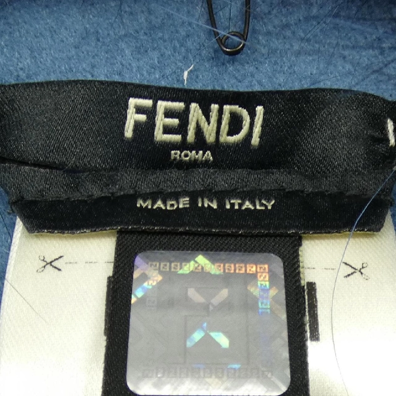 FENDI FVG494 3HX F042Q Cape - Hàng hiệu Chính hãng 808668