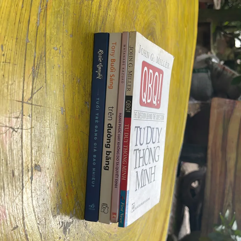 COMBO TUỔI TRẺ ĐÁNG GIÁ BAO NHIÊU? -TRÊN ĐƯỜNG BĂNG- TƯ DUY THÔNG MINH- HẠNH PHÚC- 603256