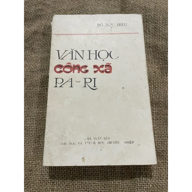 Văn học công xã Paris 568305