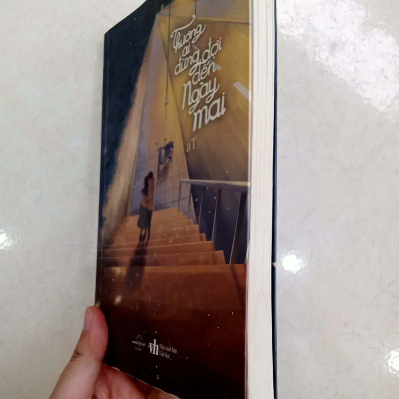 Thương ai đừng đợi đến ngày mai 📚 733709