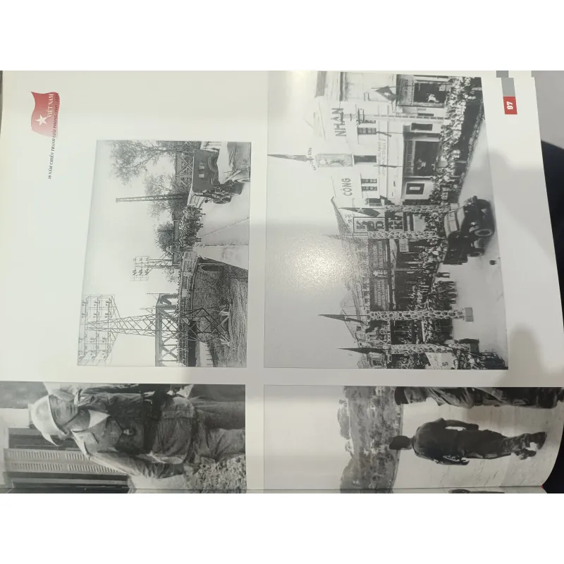 Việt Nam 30 năm chiến tranh giải phóng 1945-1975 1019018